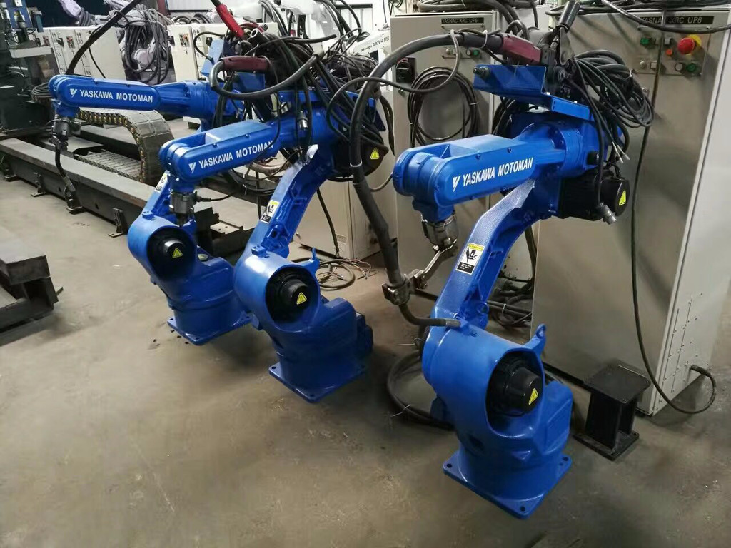上海二手安川机器人YASKAWA机械臂回收真实案例
